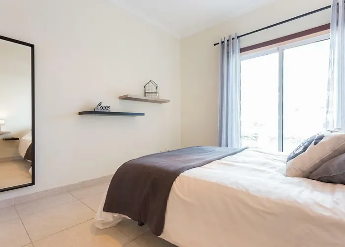 Kali - With Pool Portimão