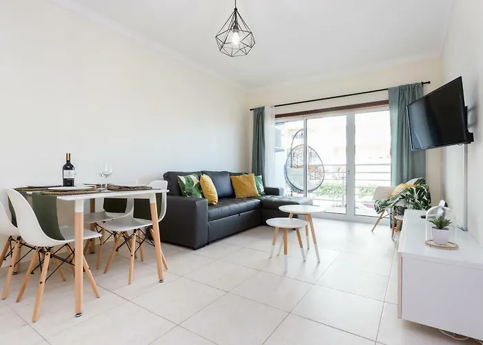 Kali - With Pool Appartamento